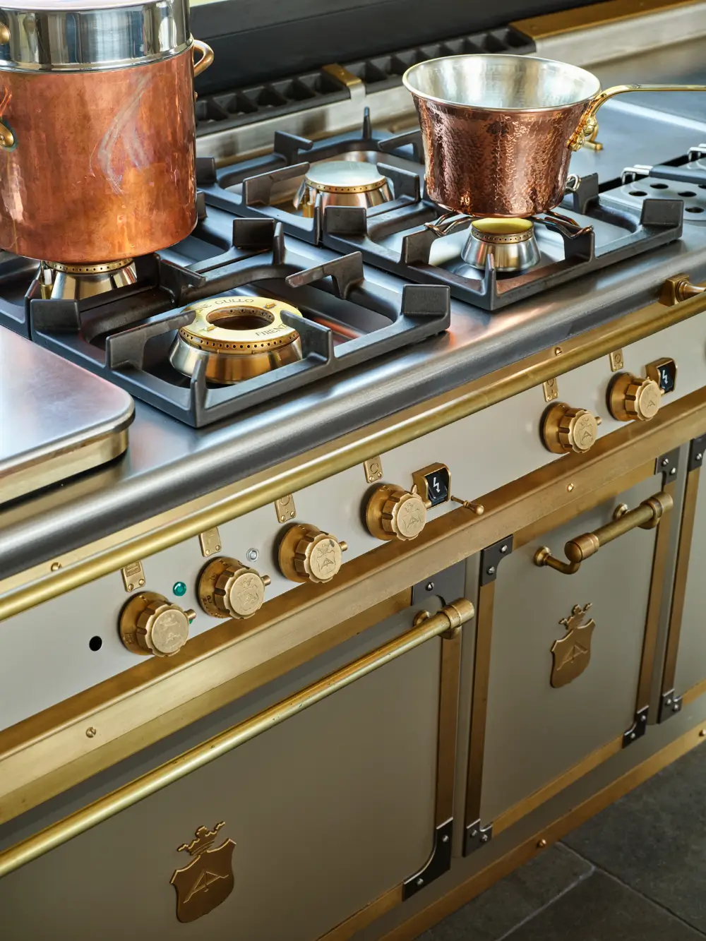 A Mountain Sanctuary Above the Tetons with a Luxurious Officine Gullo Kitchen 17 officine-gullo-wrj-design-wyoming-villa-nordroom