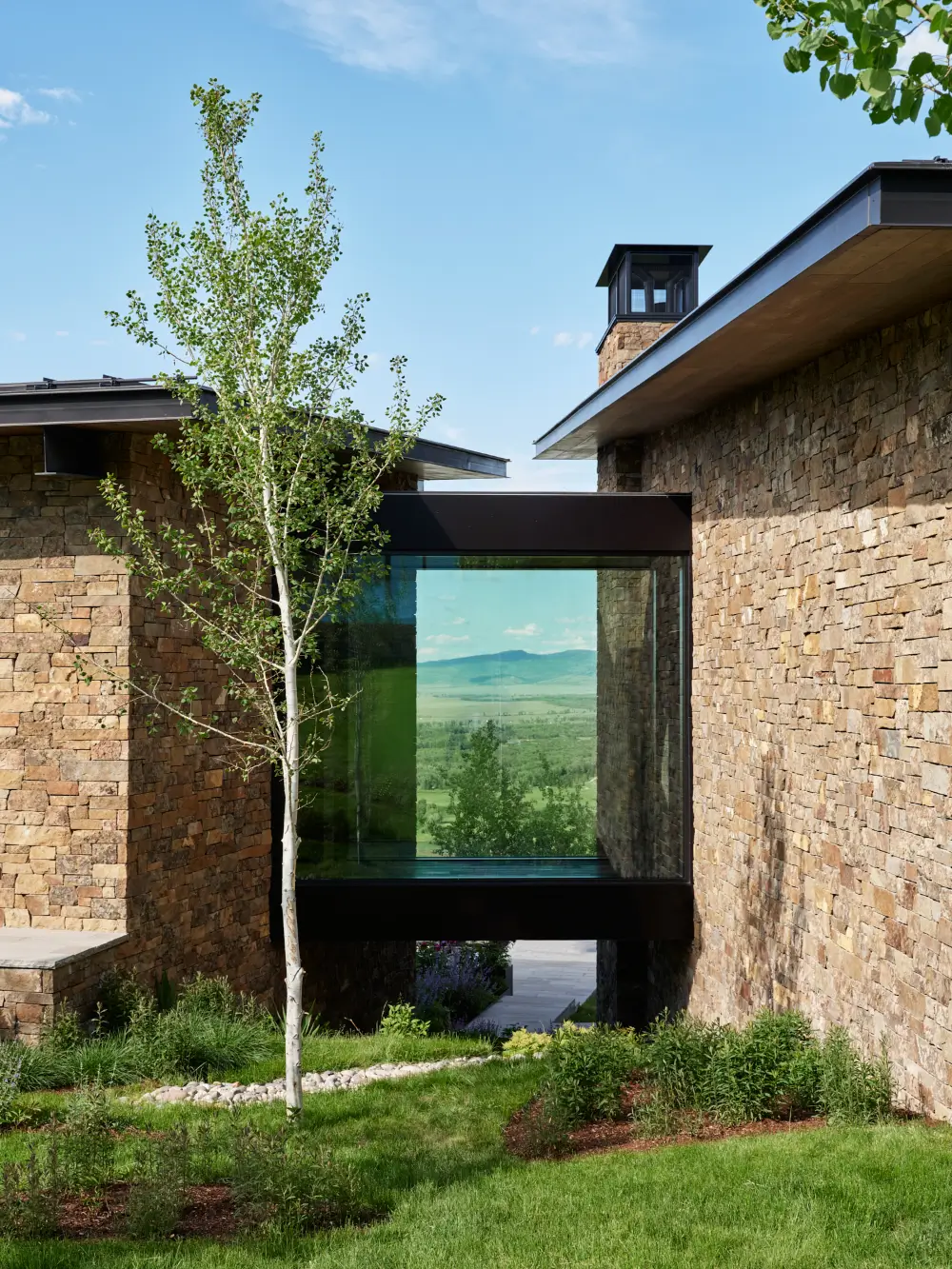 A Mountain Sanctuary Above the Tetons with a Luxurious Officine Gullo Kitchen 45 officine-gullo-wrj-design-wyoming-villa-nordroom