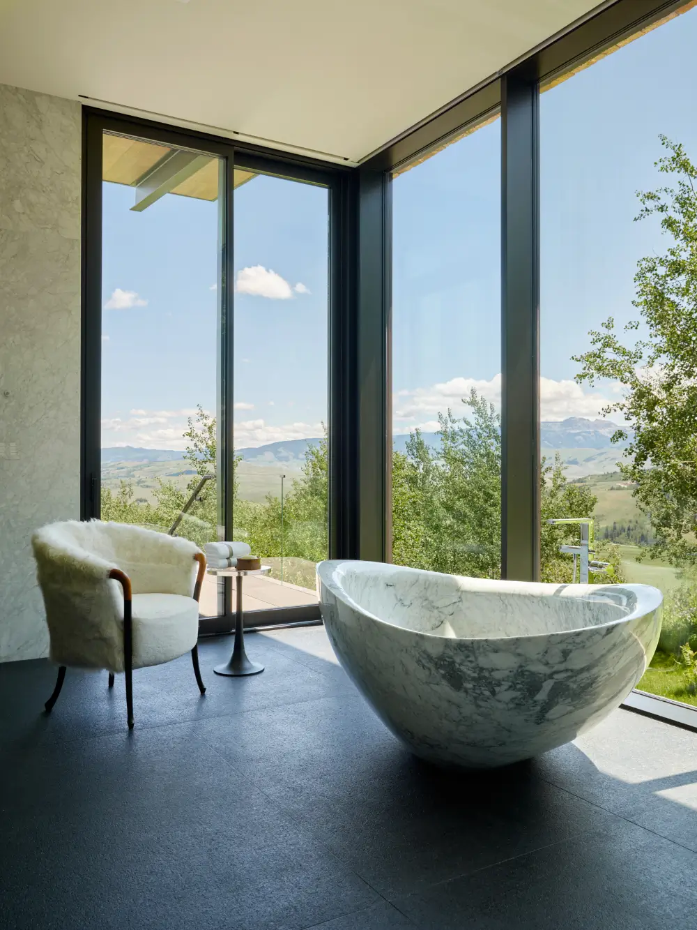 A Mountain Sanctuary Above the Tetons with a Luxurious Officine Gullo Kitchen 40 officine-gullo-wrj-design-wyoming-villa-nordroom