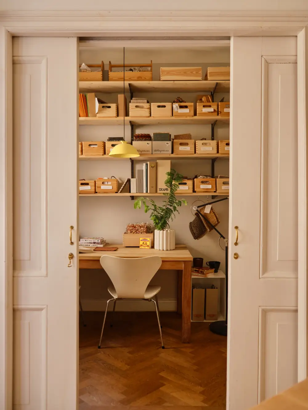 A 1920s Stockholm Apartment with Original Charm and a Unique Layout 17 original-features-charming-1920s-apartment-stockholm-nordroom