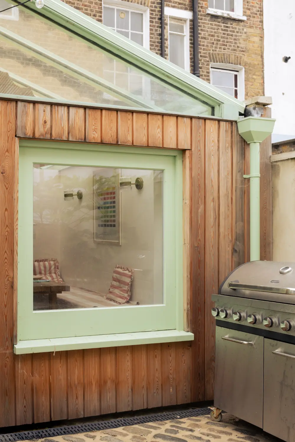 A Pastel-Colored Family Home Brings Playful Design to Kentish Town 7 pastel-colored-interiors-family-home-victorian-house-kentish-town-london-nordroom