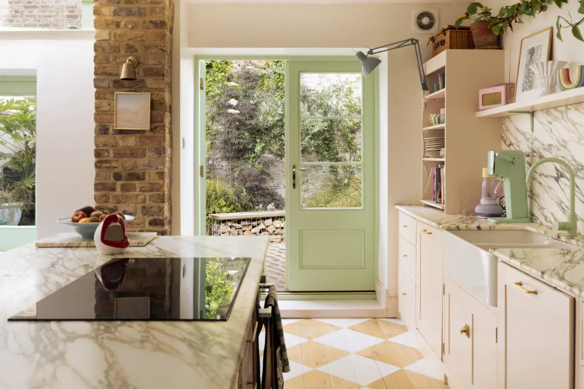 A Pastel-Colored Family Home Brings Playful Design to Kentish Town 5 pastel-colored-interiors-family-home-victorian-house-kentish-town-london-nordroom