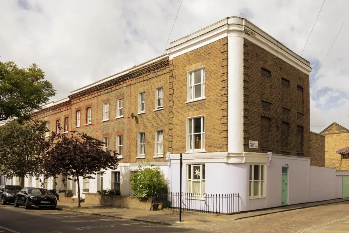 A Pastel-Colored Family Home Brings Playful Design to Kentish Town 48 pastel-colored-interiors-family-home-victorian-house-kentish-town-london-nordroom