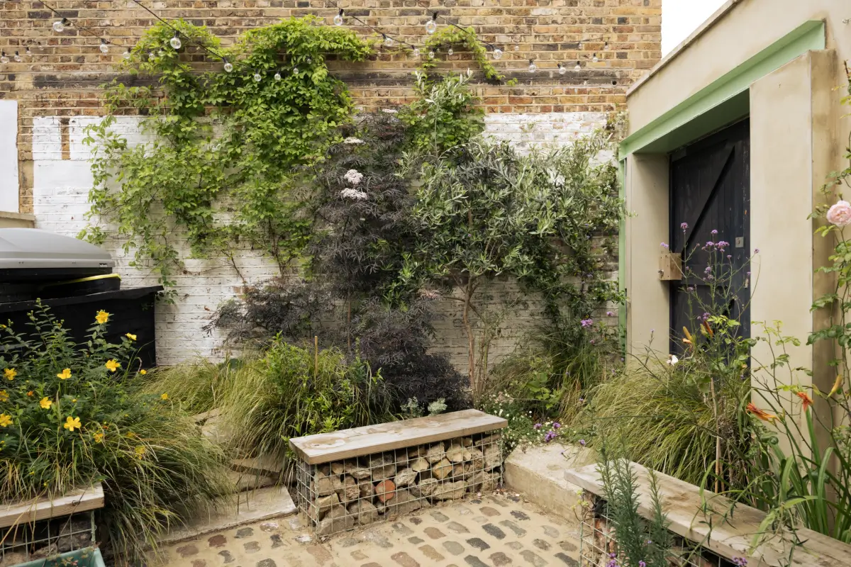 A Pastel-Colored Family Home Brings Playful Design to Kentish Town 6 pastel-colored-interiors-family-home-victorian-house-kentish-town-london-nordroom