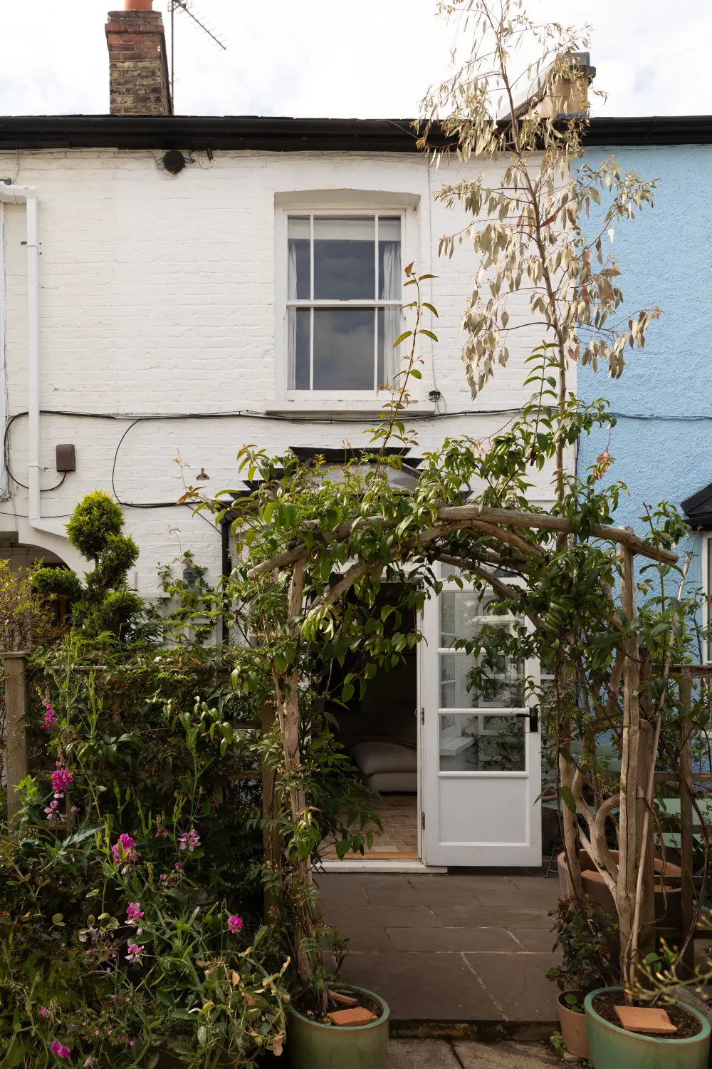 A Victorian Cottage on a Quiet Lane Surrounded by Flowers in South-East London 30 reimagined-victorian-cottage-communal-garden-south-east-london-nordroom