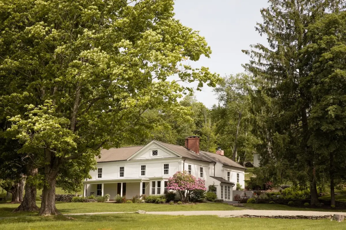 Historic Features and Modern Comforts in a Restored 18th-Century Farmstead 1 restored-1700s-country-estate-new-york-state-nordroom