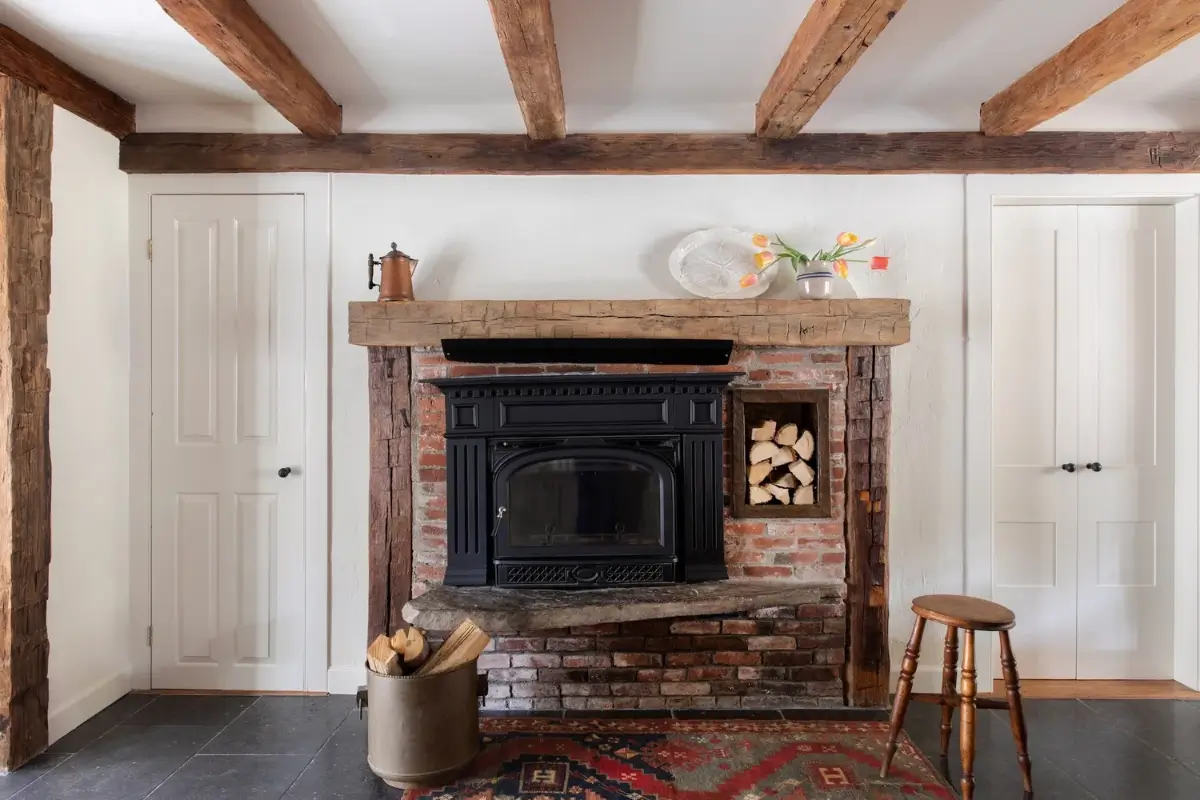 Historic Features and Modern Comforts in a Restored 18th-Century Farmstead 9 restored-1700s-country-estate-new-york-state-nordroom