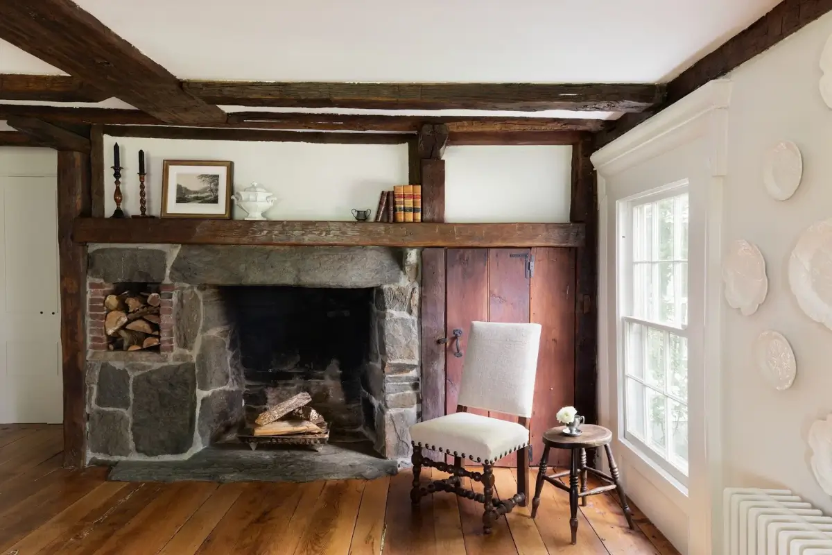 Historic Features and Modern Comforts in a Restored 18th-Century Farmstead 11 restored-1700s-country-estate-new-york-state-nordroom