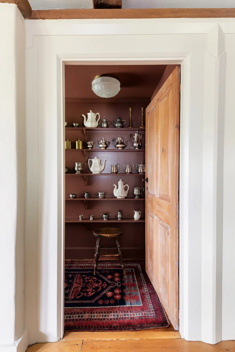 Historic Features and Modern Comforts in a Restored 18th-Century Farmstead 12 restored-1700s-country-estate-new-york-state-nordroom