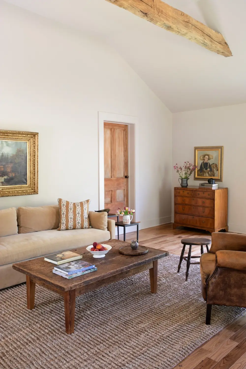 Historic Features and Modern Comforts in a Restored 18th-Century Farmstead 17 restored-1700s-country-estate-new-york-state-nordroom
