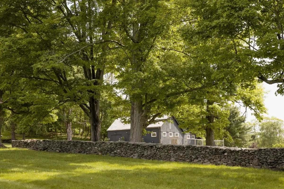 Historic Features and Modern Comforts in a Restored 18th-Century Farmstead 48 restored-1700s-country-estate-new-york-state-nordroom