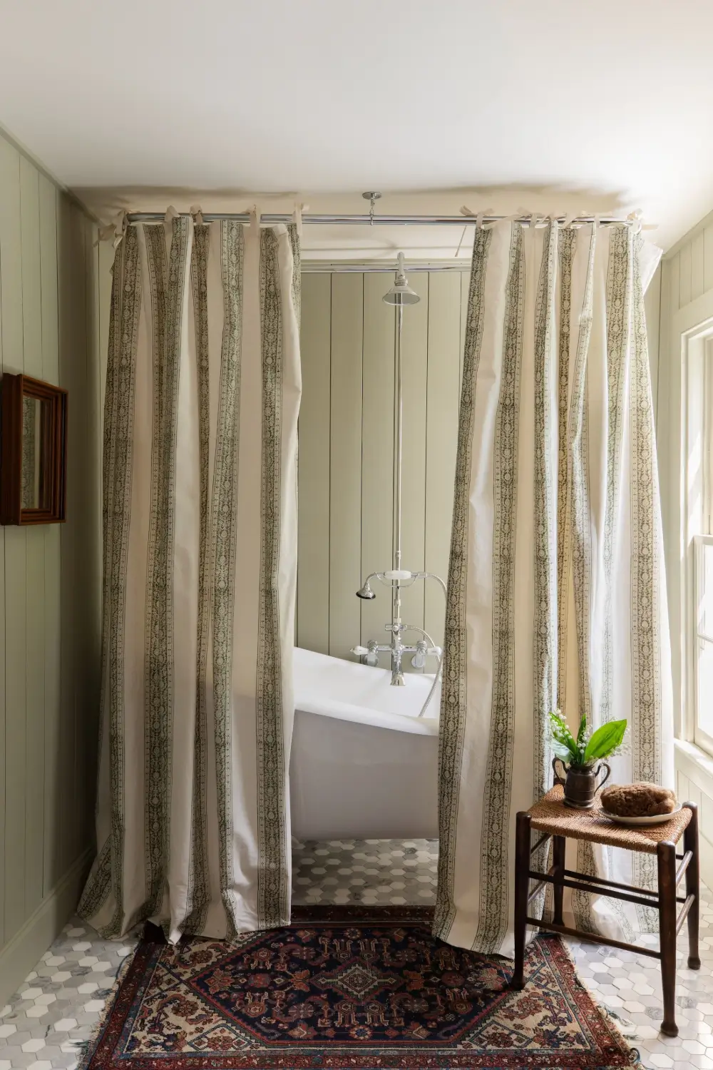 Historic Features and Modern Comforts in a Restored 18th-Century Farmstead 29 restored-1700s-country-estate-new-york-state-nordroom