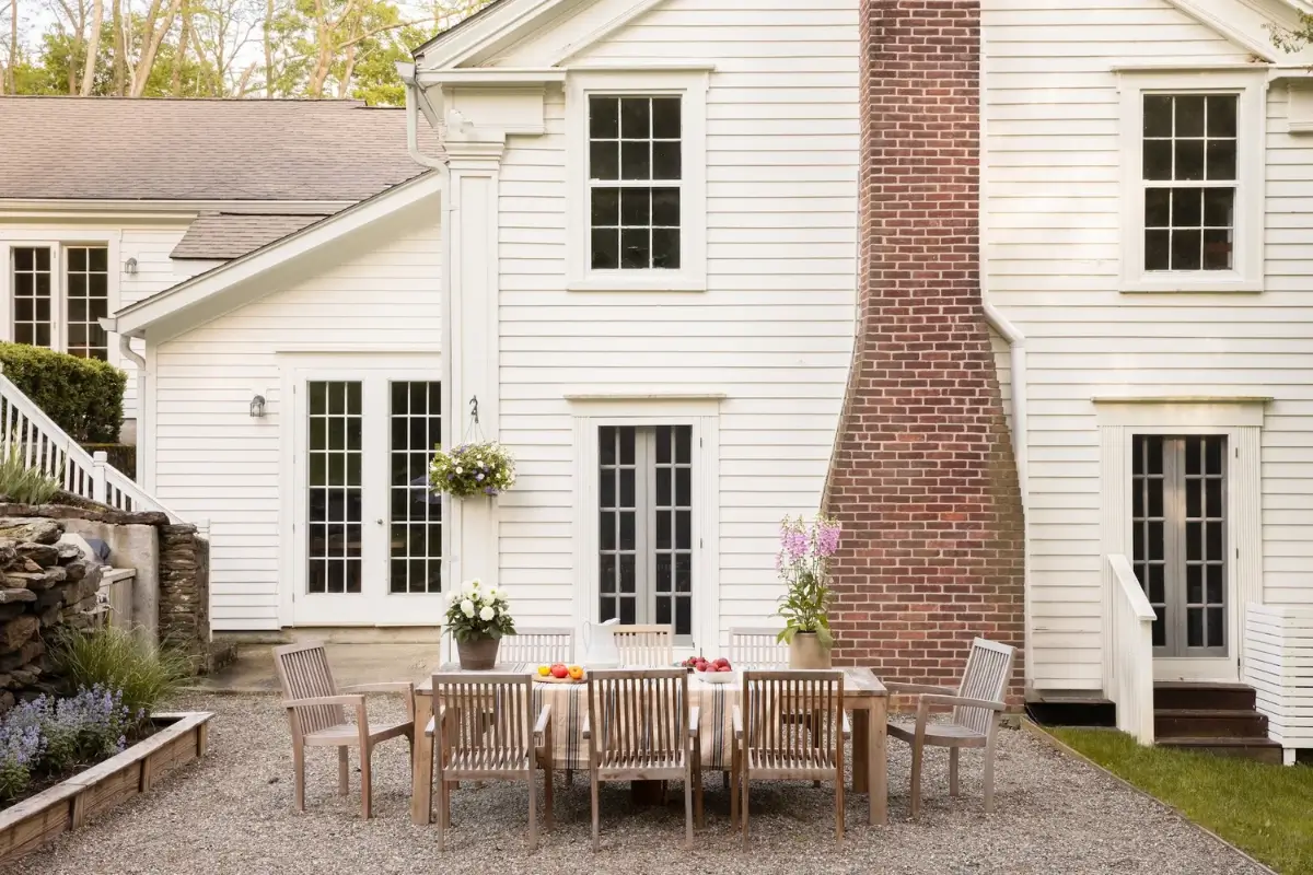 Historic Features and Modern Comforts in a Restored 18th-Century Farmstead 34 restored-1700s-country-estate-new-york-state-nordroom