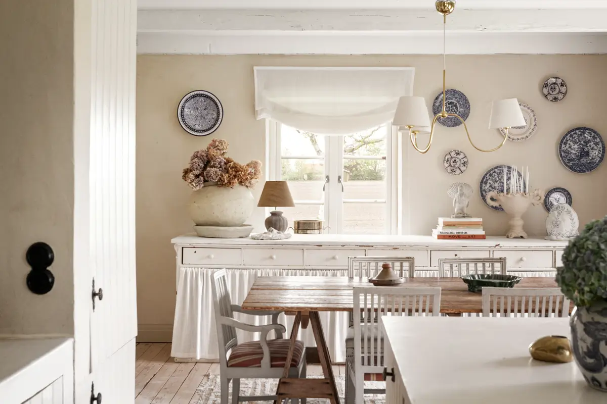 Serene Interiors in a Renovated 1930s Manor in South Sweden 11 serene-interiors-renovated-1930s-farm-skane-nordroom