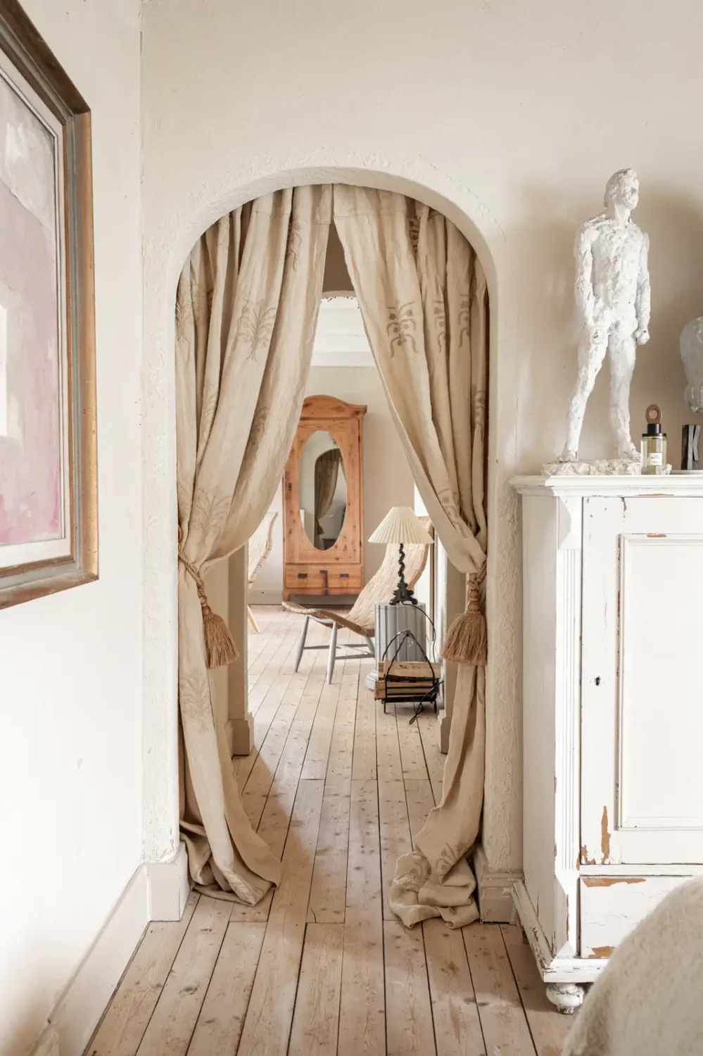 Serene Interiors in a Renovated 1930s Manor in South Sweden 15 serene-interiors-renovated-1930s-farm-skane-nordroom