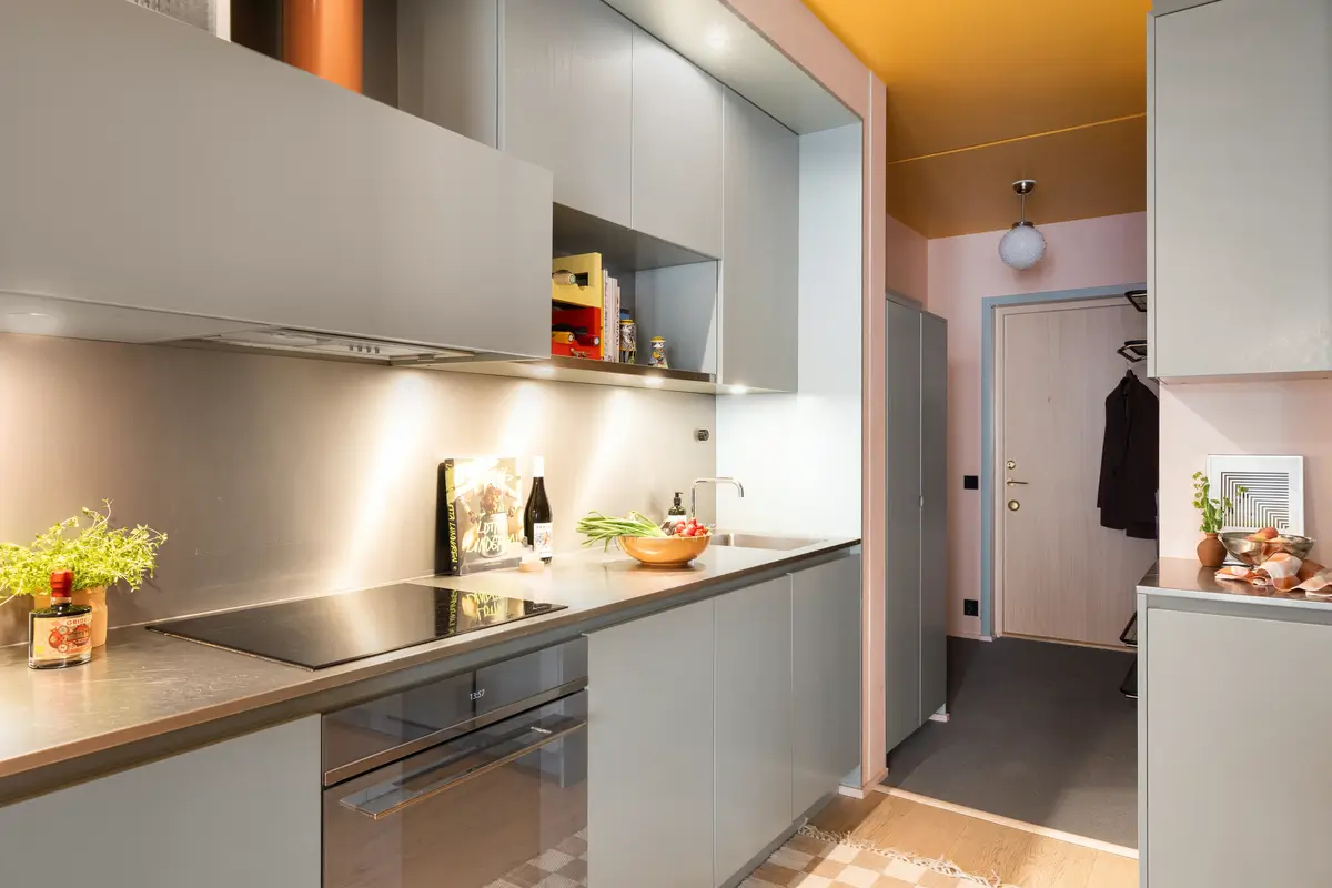 Smart Storage and a Cheerful Color Palette in a Small Stockholm Apartment 6 small-colorful-apartment-stockholm-nordroom