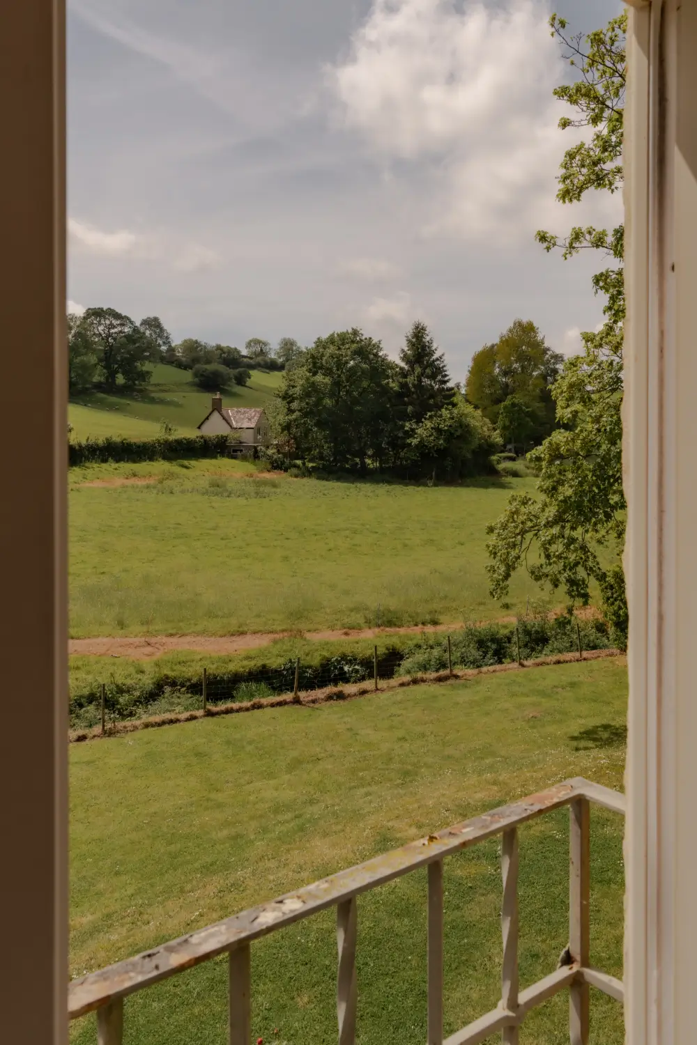 A Weaver's Cottage Transformed into a Cozy Home with Colorful Patterns and Rustic Details 29 soft-colors-19th-century-country-house-england