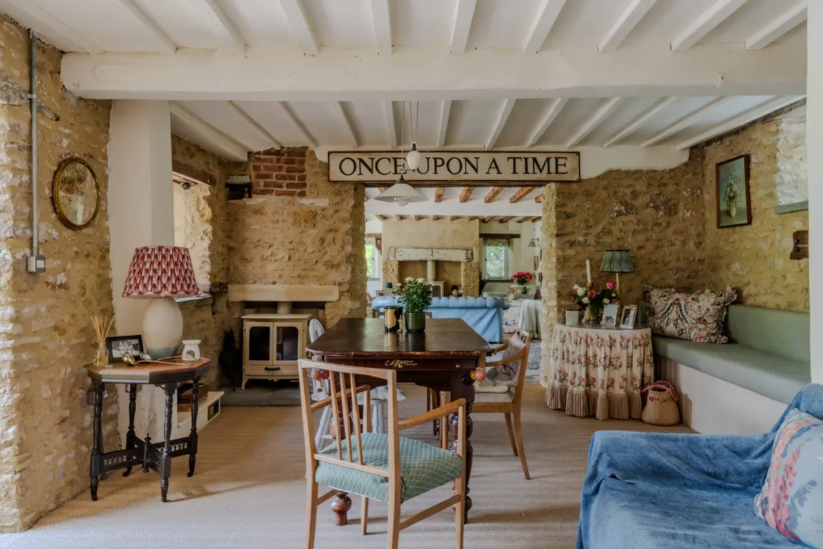 A Weaver's Cottage Transformed into a Cozy Home with Colorful Patterns and Rustic Details 5 soft-colors-19th-century-country-house-england