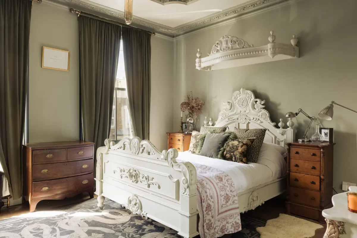 A Double-Height Kitchen Extension & House of Hackney Wallpaper in a London Townhouse 24 spectacular-double-height-kitchen-extension-floral-wallpapers-victorian-townhouse-london-nordroom