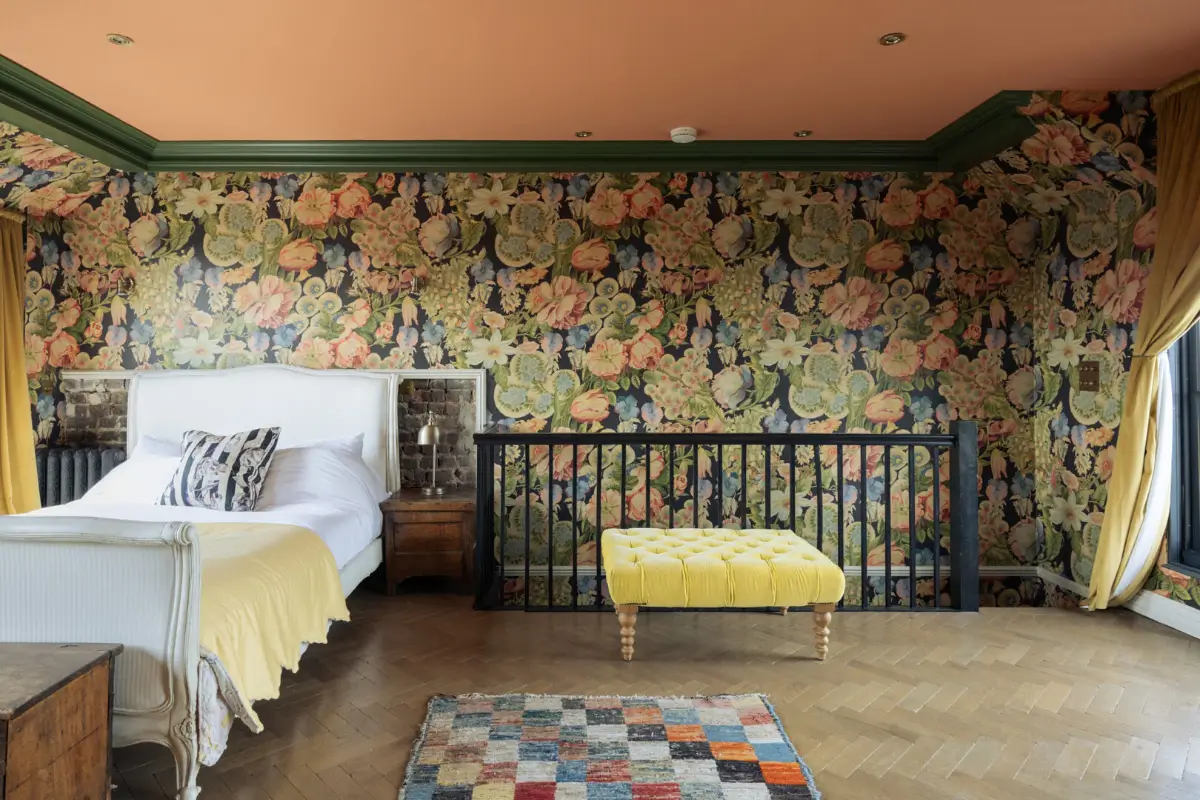 A Double-Height Kitchen Extension & House of Hackney Wallpaper in a London Townhouse 42 spectacular-double-height-kitchen-extension-floral-wallpapers-victorian-townhouse-london-nordroom