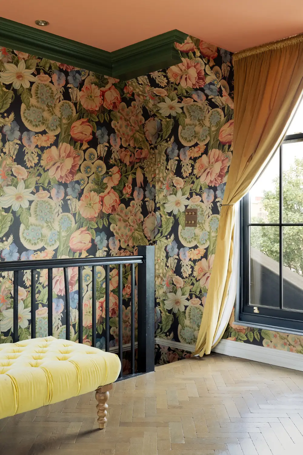 A Double-Height Kitchen Extension & House of Hackney Wallpaper in a London Townhouse 50 spectacular-double-height-kitchen-extension-floral-wallpapers-victorian-townhouse-london-nordroom