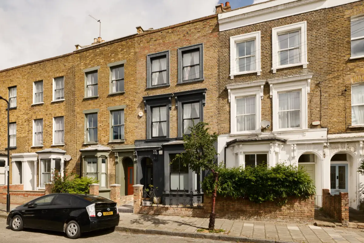 A Double-Height Kitchen Extension & House of Hackney Wallpaper in a London Townhouse 51 spectacular-double-height-kitchen-extension-floral-wallpapers-victorian-townhouse-london-nordroom