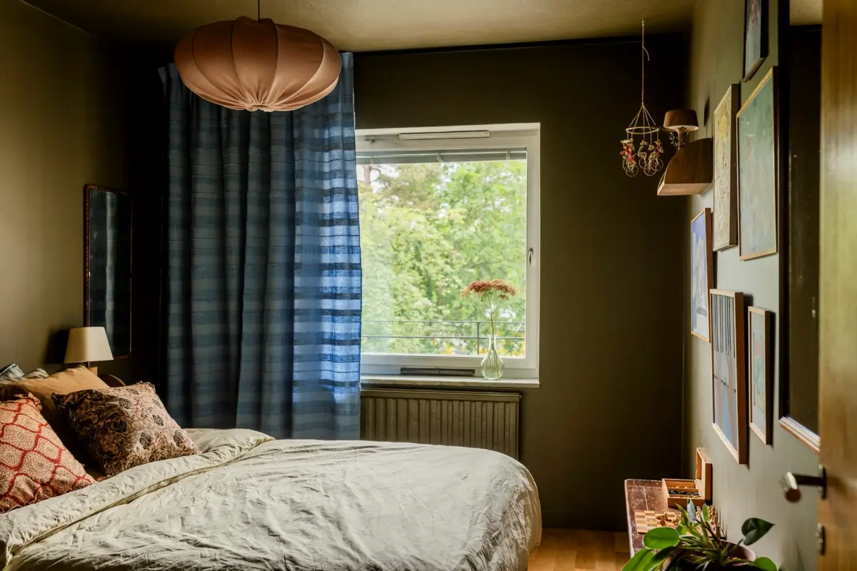 A Warm Nature-Inspired Color Palette in a 1950s Stockholm Apartment 23 warm-nature-inspired-color-palette-1950s-apartment-stockholm-nordroom