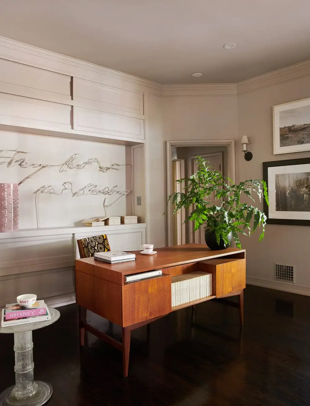 Pierce & Ward Designed Interiors in a 1920s Spanish-Style Hollywood Hills Home 9 1920s-spanish-style-home-pierce-and-ward-interiors-hollywood-hills-nordroom
