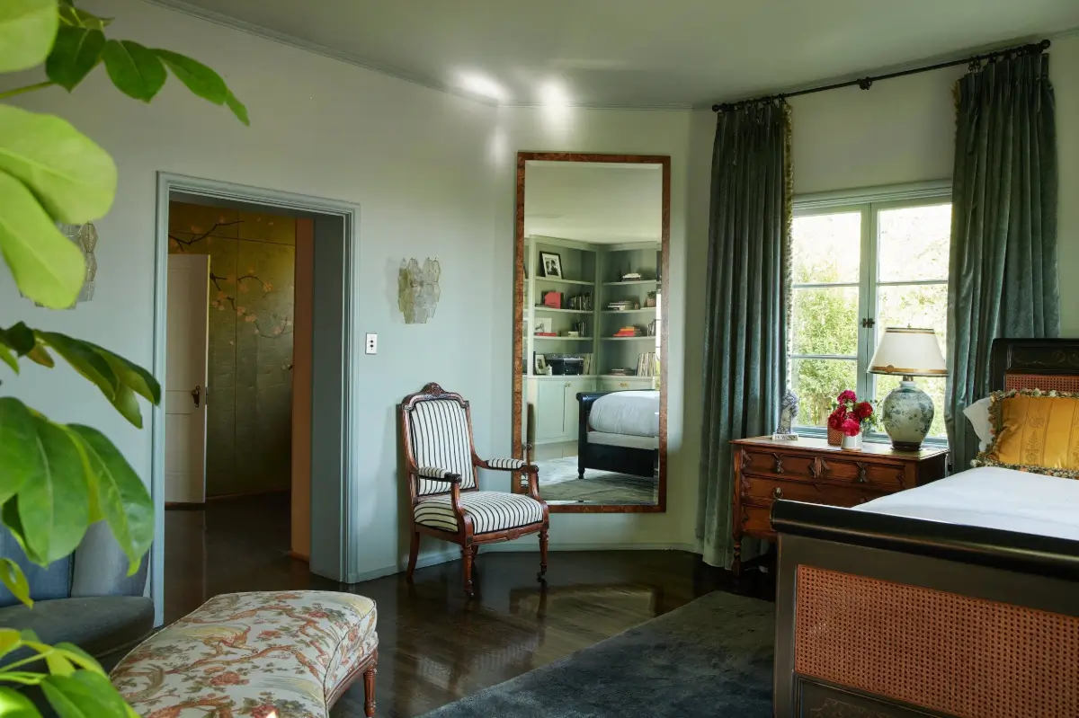 Pierce & Ward Designed Interiors in a 1920s Spanish-Style Hollywood Hills Home 12 1920s-spanish-style-home-pierce-and-ward-interiors-hollywood-hills-nordroom