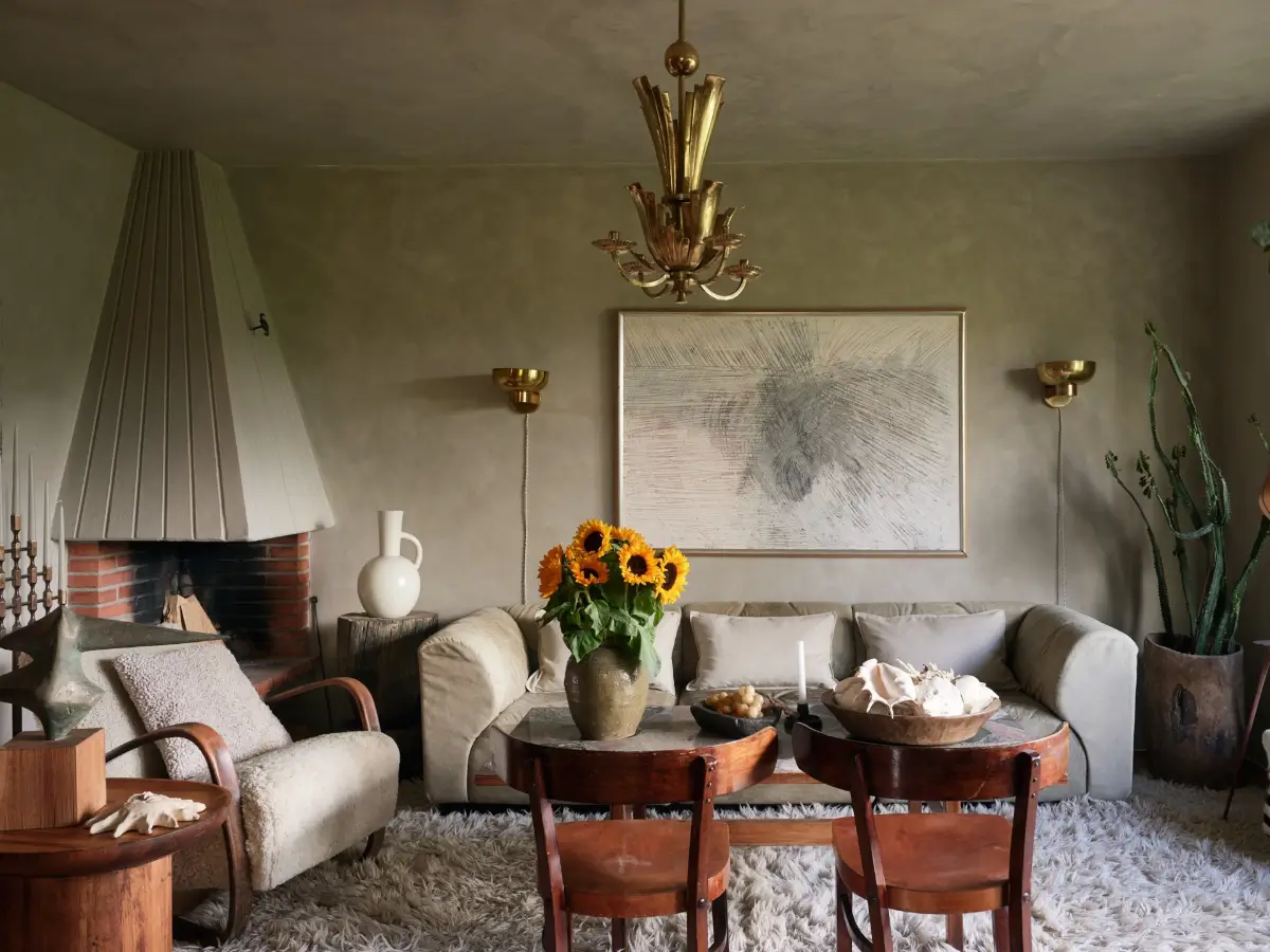 Scandinavian Design Classics and a New Teak Kitchen in a 1940s Apartment 2 art-vintage-moody-palette-renovated-1940s-apartment-stockholm-nordroom