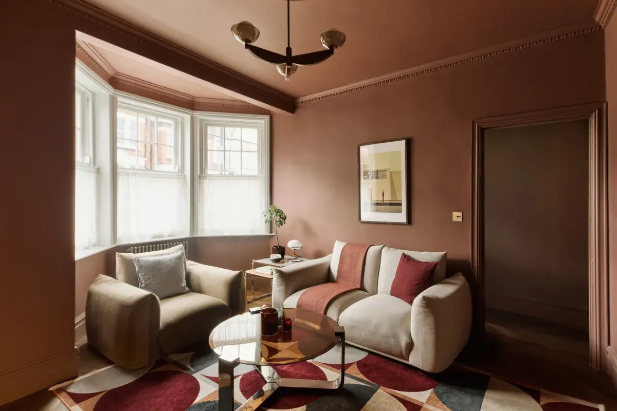 A Grounding Color Palette and Reinstated Period Features in an Edwardian Apartment 4 brown-blue-green-hues-london-apartment