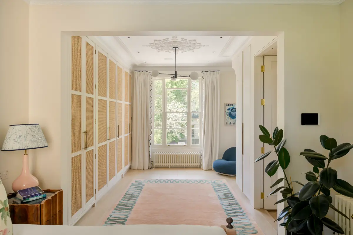 Color, Tactile Materials, and Hand-Crafted Finishes in a Notting Hill Townhouse 21 color-custom-details-renovated-notting-hill-townhouse