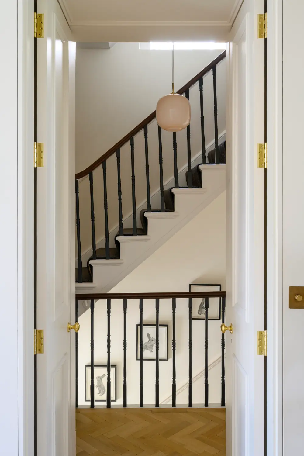 Color, Tactile Materials, and Hand-Crafted Finishes in a Notting Hill Townhouse 23 color-custom-details-renovated-notting-hill-townhouse