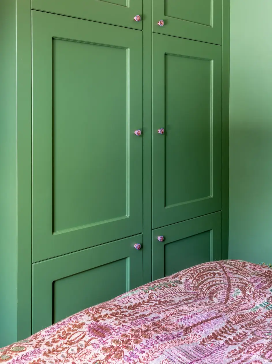 Period Character and Colorful Rooms in a Restored Georgian House 13 colorful-georgian-house-england