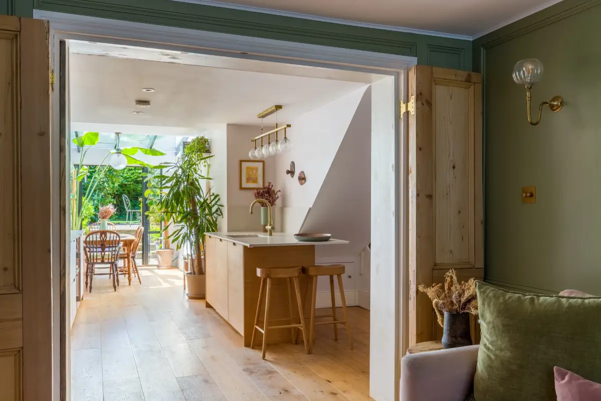 A Colorful Victorian Family Home with a Glazed Extension 16 colorful-renovated-victorian-house-london