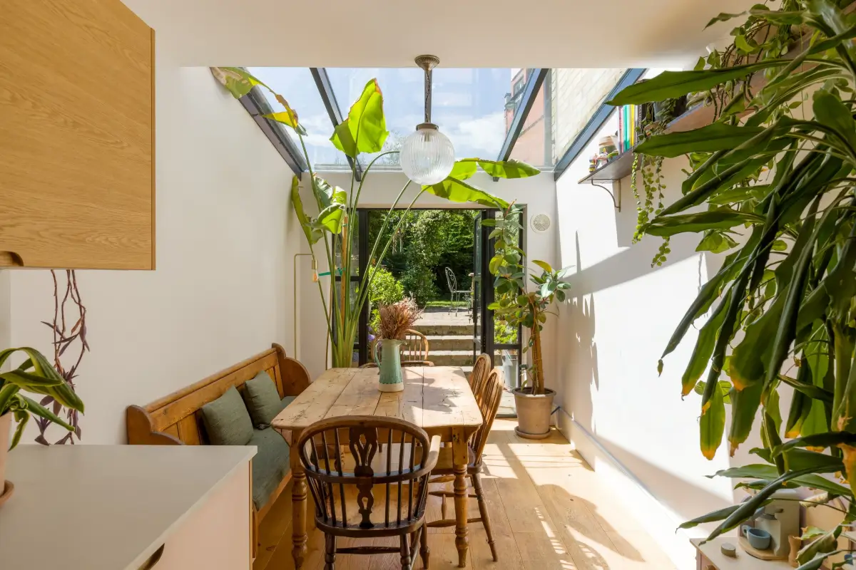 A Colorful Victorian Family Home with a Glazed Extension 21 colorful-renovated-victorian-house-london