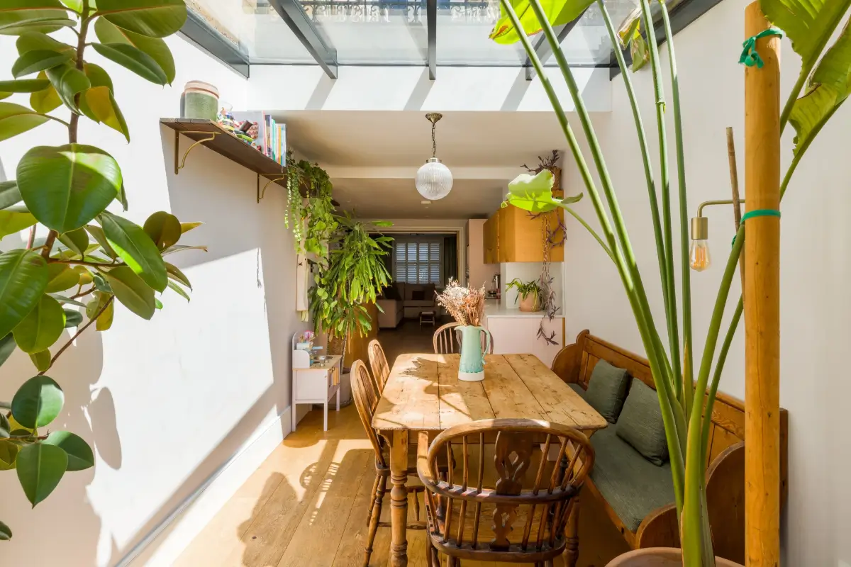 A Colorful Victorian Family Home with a Glazed Extension 26 colorful-renovated-victorian-house-london