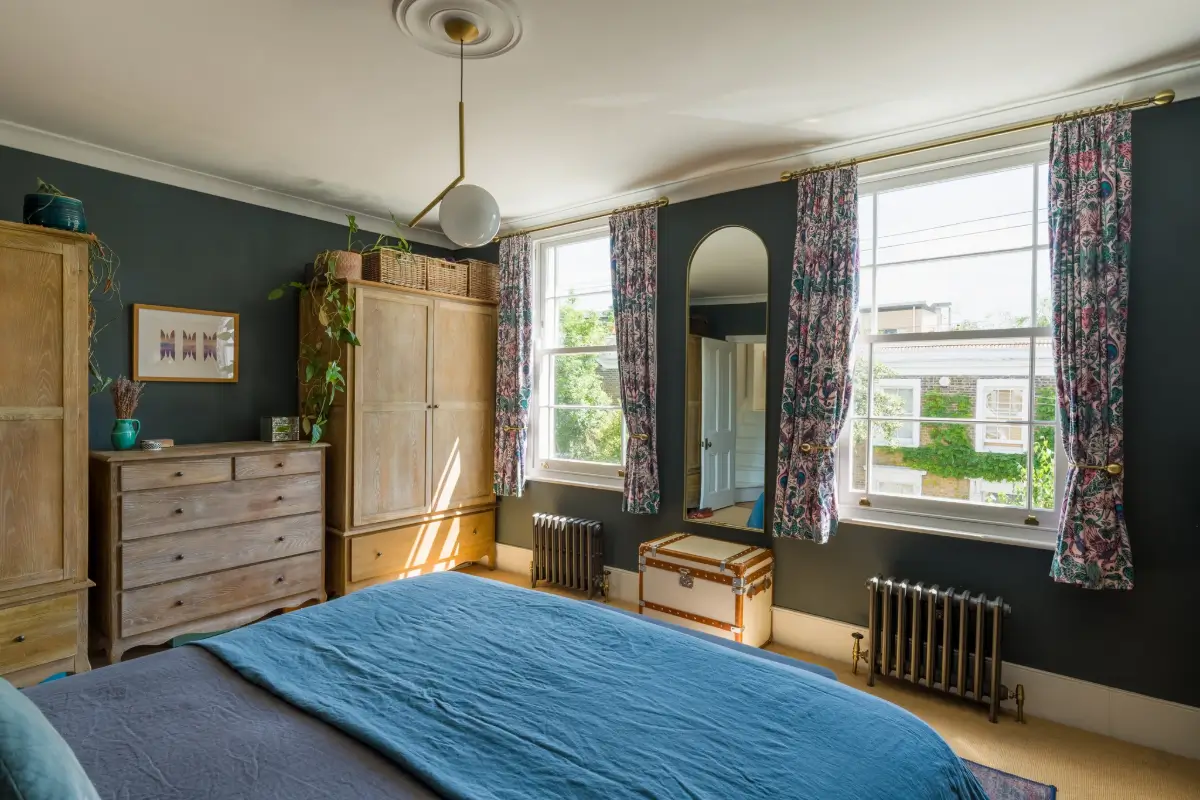 A Colorful Victorian Family Home with a Glazed Extension 33 colorful-renovated-victorian-house-london