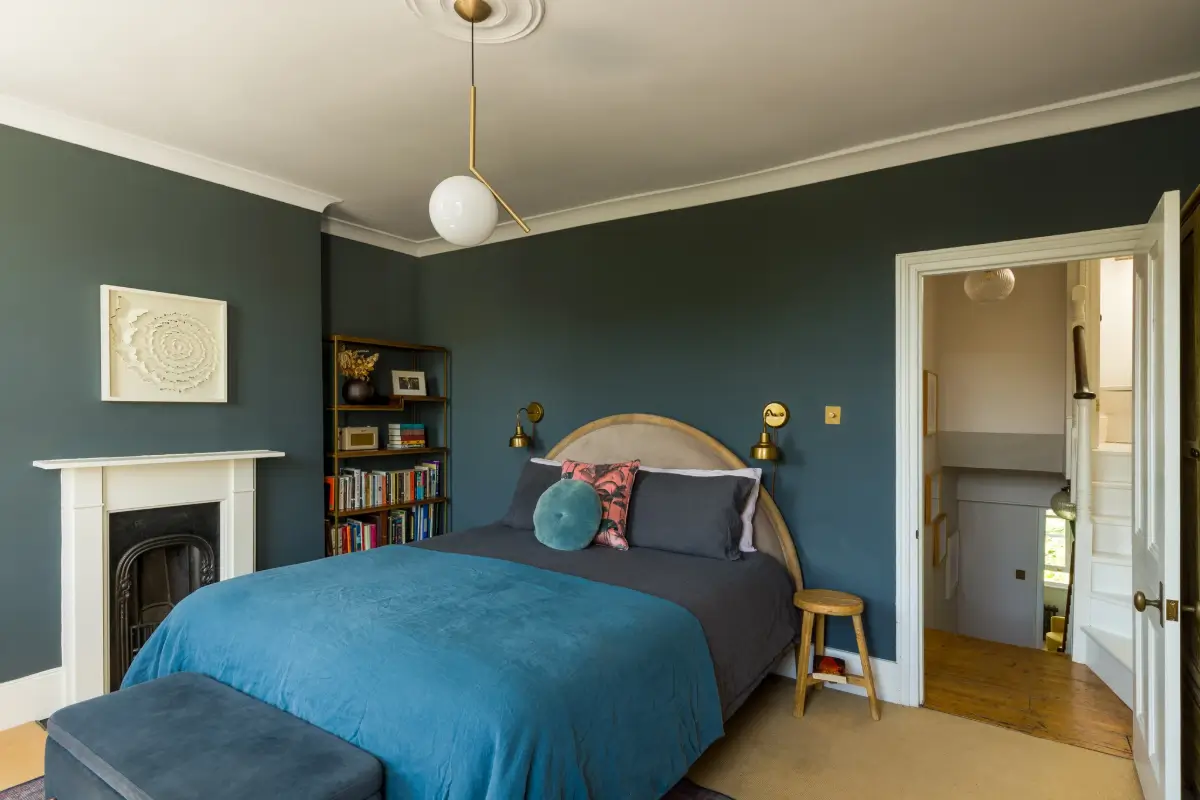 A Colorful Victorian Family Home with a Glazed Extension 34 colorful-renovated-victorian-house-london