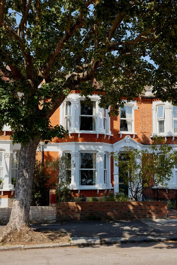 A Serene Palette and Preserved Elements in a Victorian Family Home 34 four-bedroom-late-victorian-house-south-east-london-nordroom