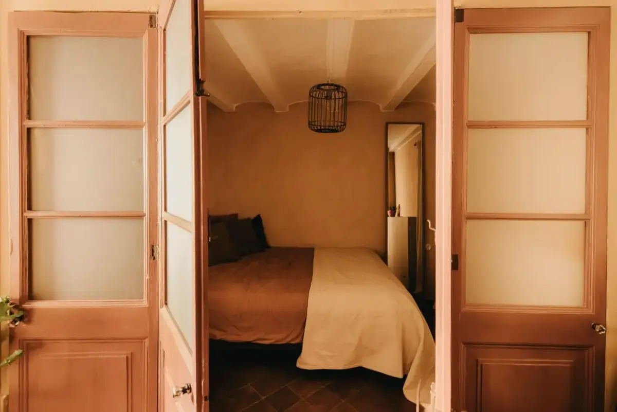 Sustainable Design and Reclaimed Materials in a Historic Barcelona Apartment 17 historic-features-natural-materials-characterful-barcelona-apartment-nordroom
