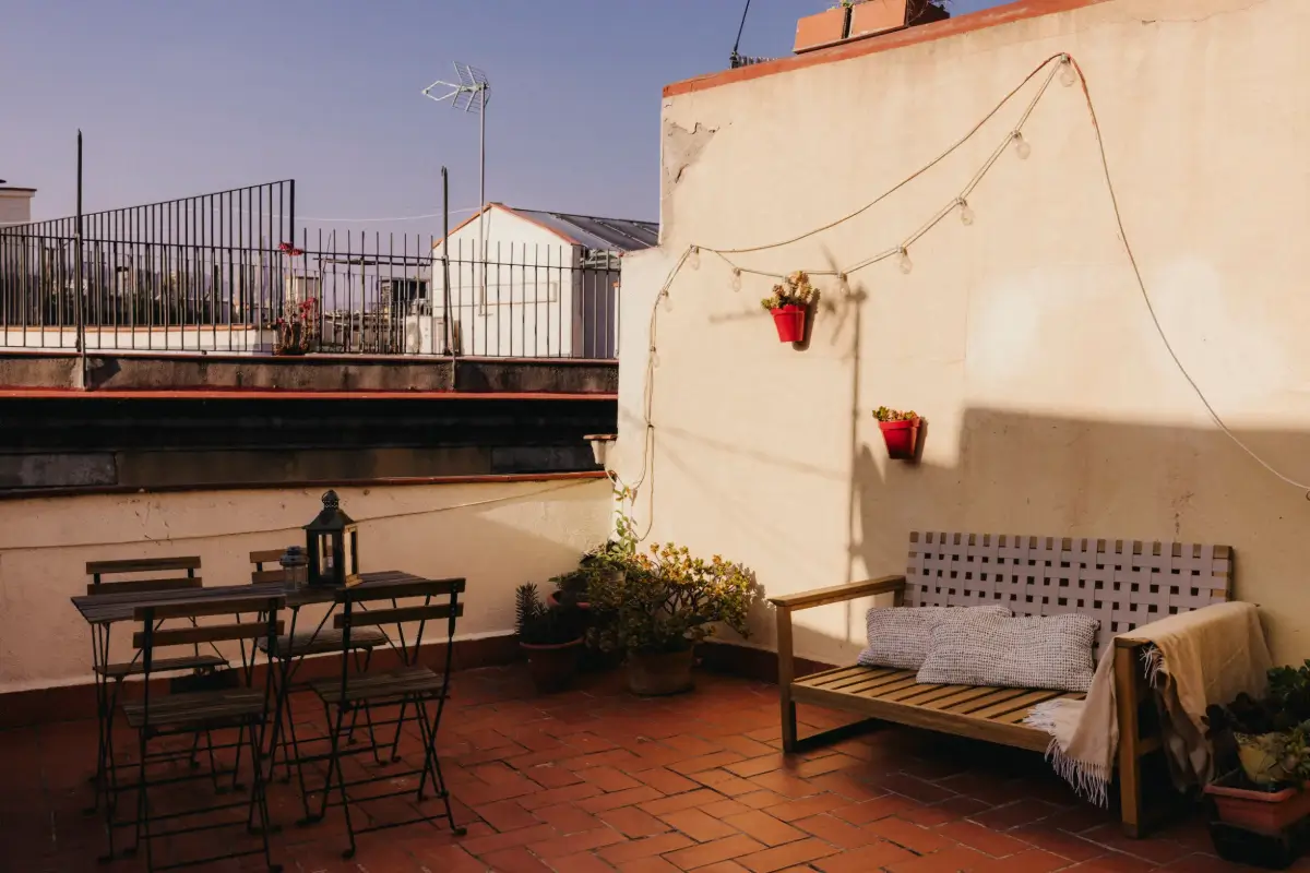Sustainable Design and Reclaimed Materials in a Historic Barcelona Apartment 27 historic-features-natural-materials-characterful-barcelona-apartment-nordroom