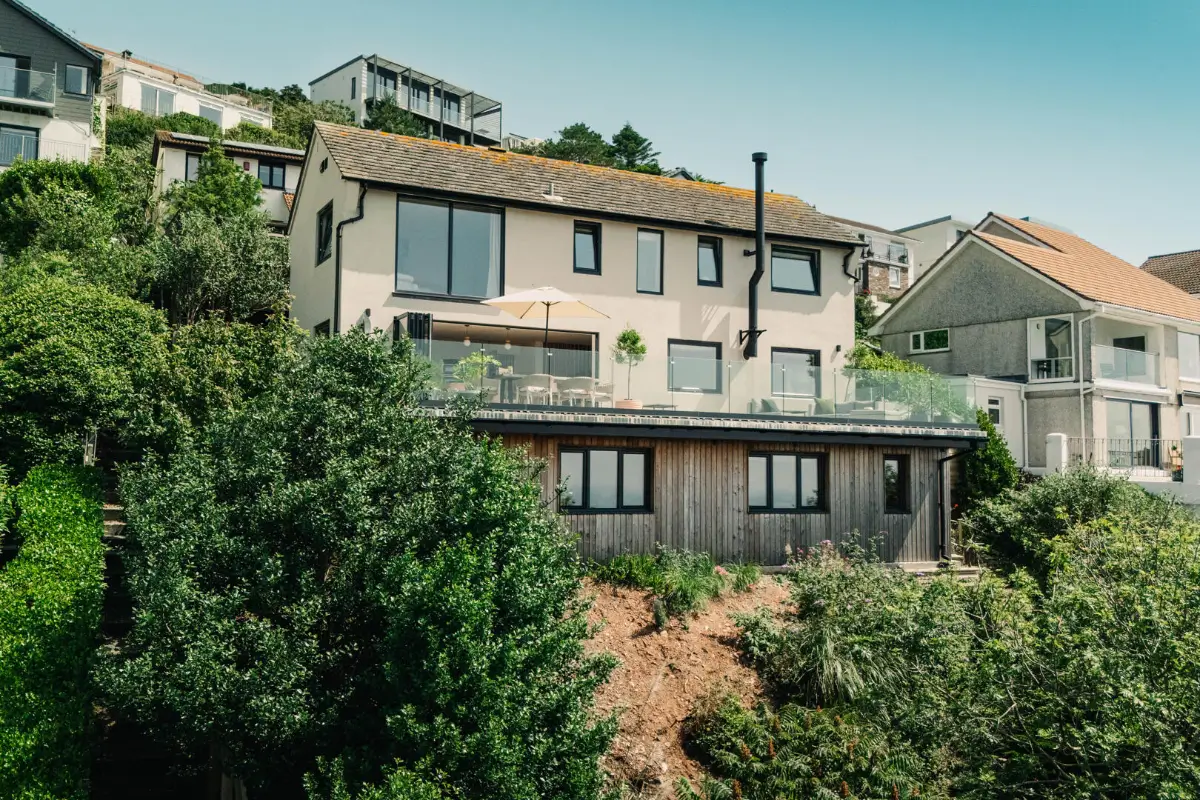 Light-Filled Spaces in a Modern Seaside Home in Cornwall 37 modern-family-house-sea-views-cornwall-nordroom