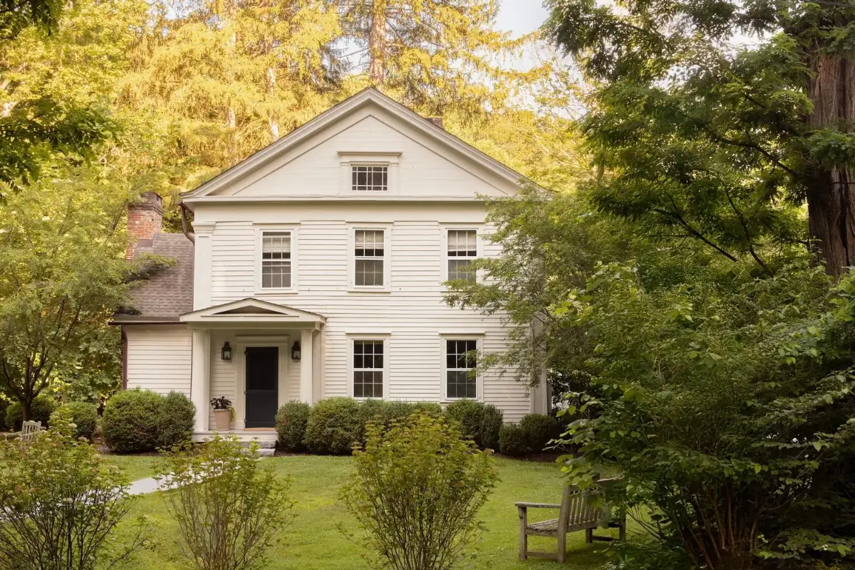 A Colonial New York Farmhouse Showcases its Characterful 250-Year-History 1 renovated-18th-century-traditional-colonial-farmhouse-pine-plains-new-york