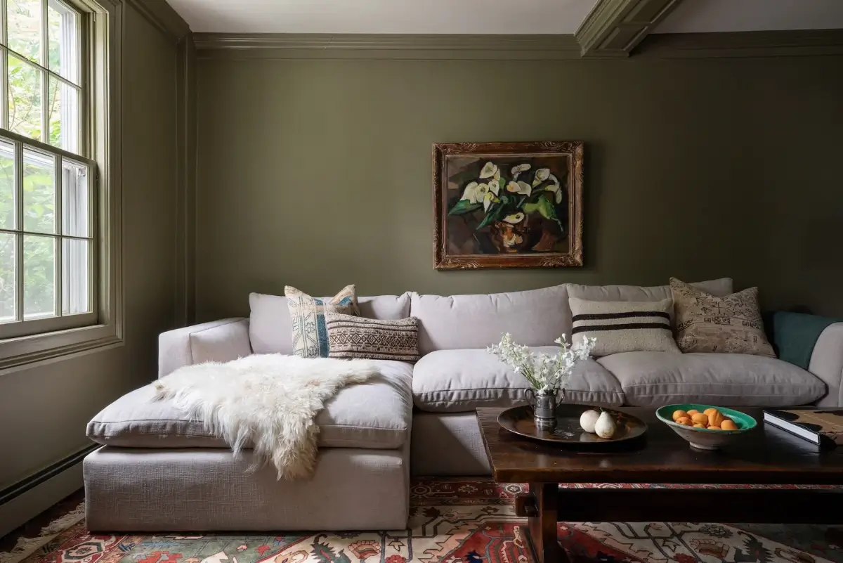A Colonial New York Farmhouse Showcases its Characterful 250-Year-History 11 renovated-18th-century-traditional-colonial-farmhouse-pine-plains-new-york