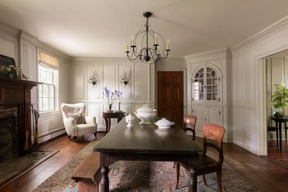 A Colonial New York Farmhouse Showcases its Characterful 250-Year-History 15 renovated-18th-century-traditional-colonial-farmhouse-pine-plains-new-york