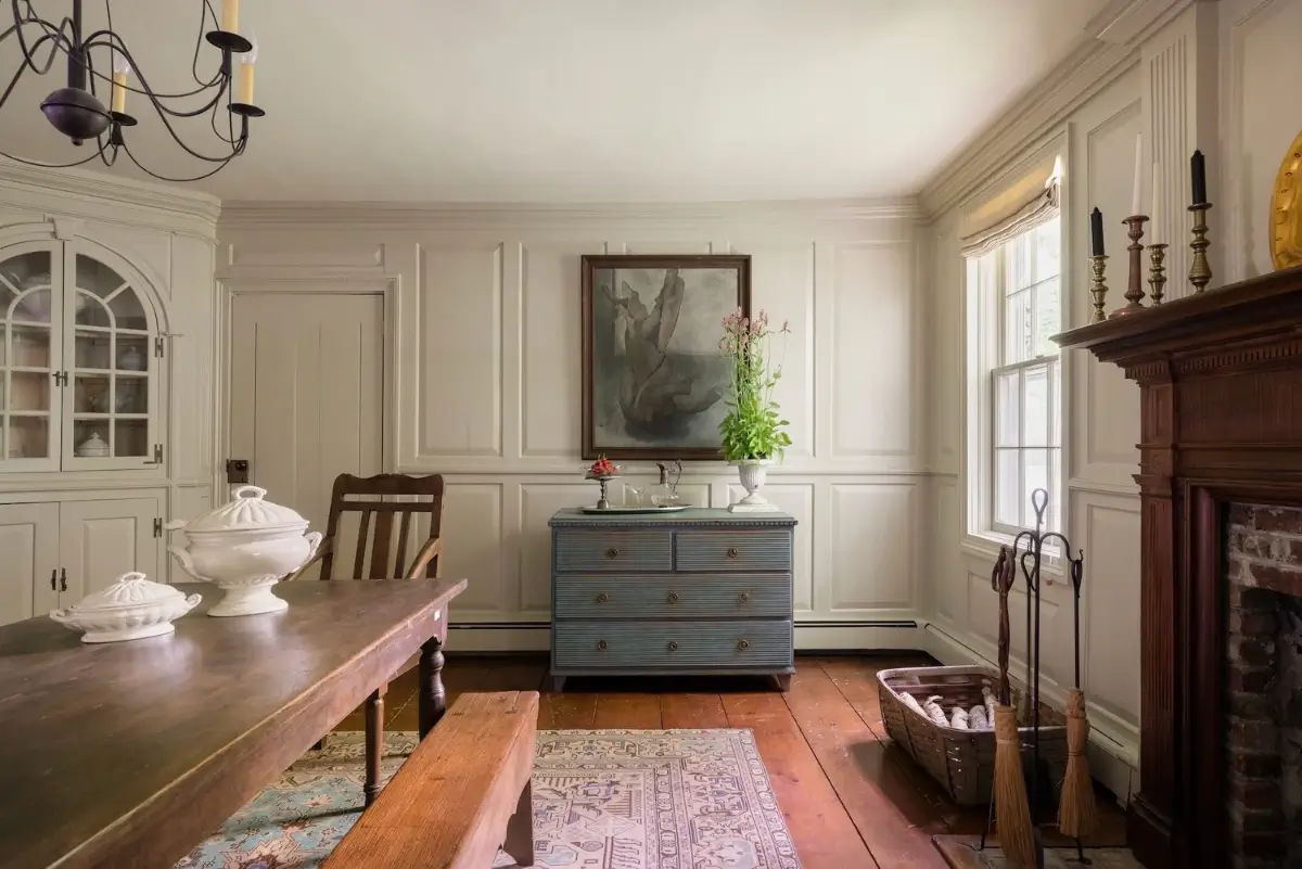 A Colonial New York Farmhouse Showcases its Characterful 250-Year-History 14 renovated-18th-century-traditional-colonial-farmhouse-pine-plains-new-york