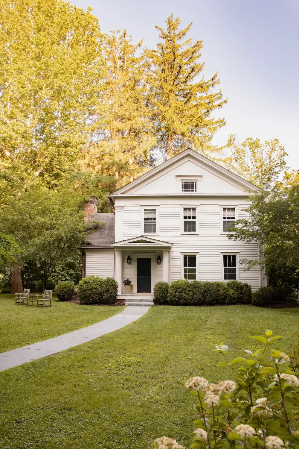 renovated-18th-century-traditional-colonial-farmhouse-pine-plains-new-york