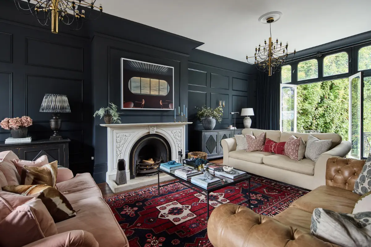 A Grand, Renovated Victorian Family Home on the River Thames in London 9 rich-color-palette-victorian-house-river-thames-london