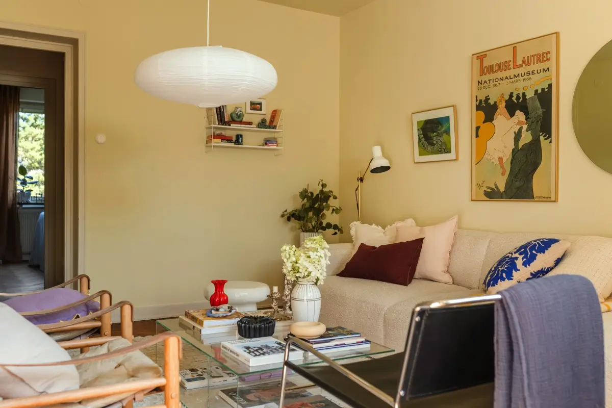 A Cohesive Soft Yellow and Beige Color Palette in a 1940s Apartment 11 soft-color-palette-1940s-apartment-stockholm-nordroom